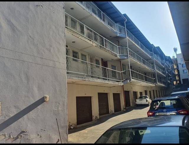 2 BEDROOM APARTMENT FOR SALE IN WOODHURST